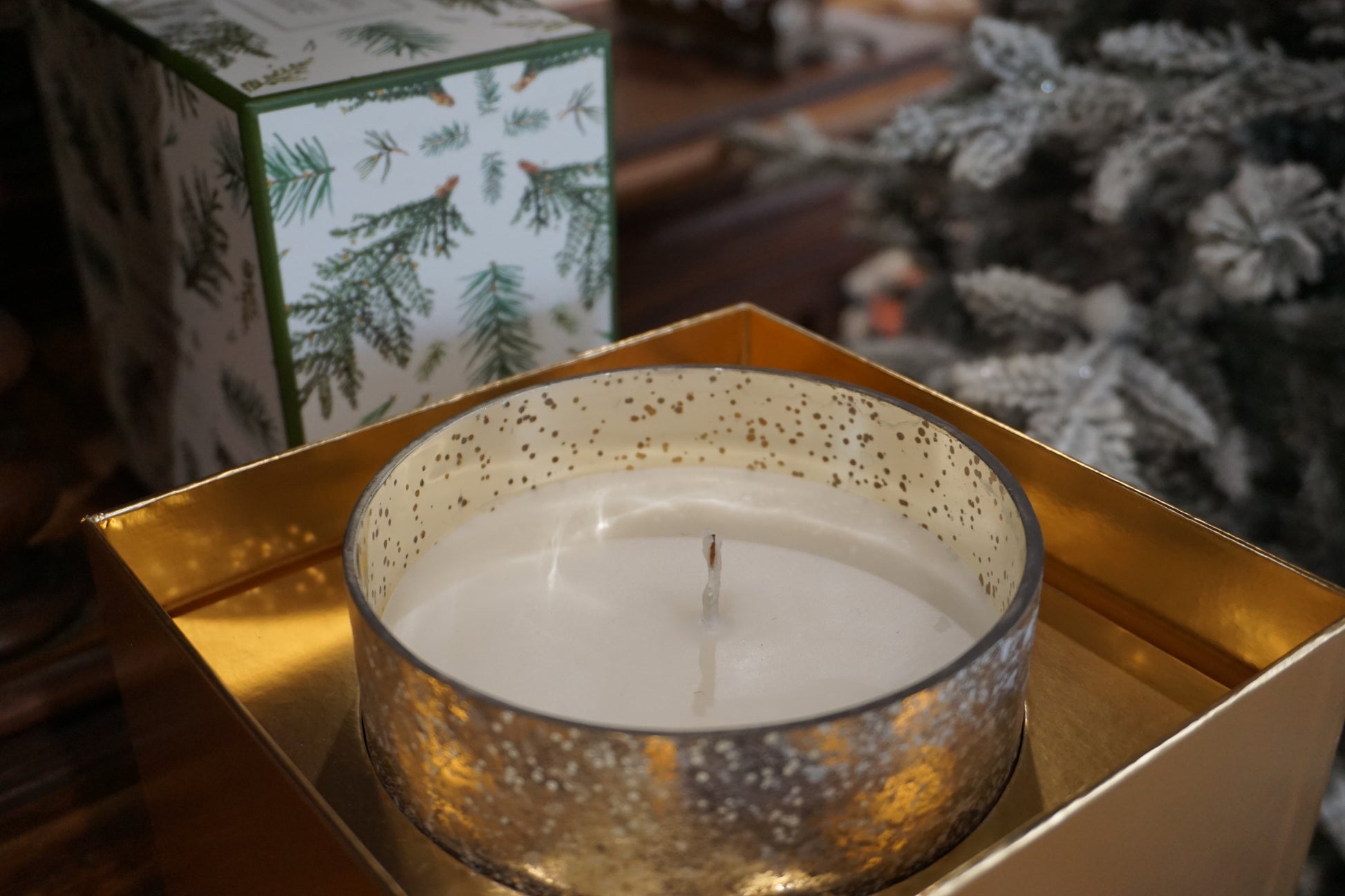 Illume Balsam and Cedar Large Boxed Candle – La Sirena